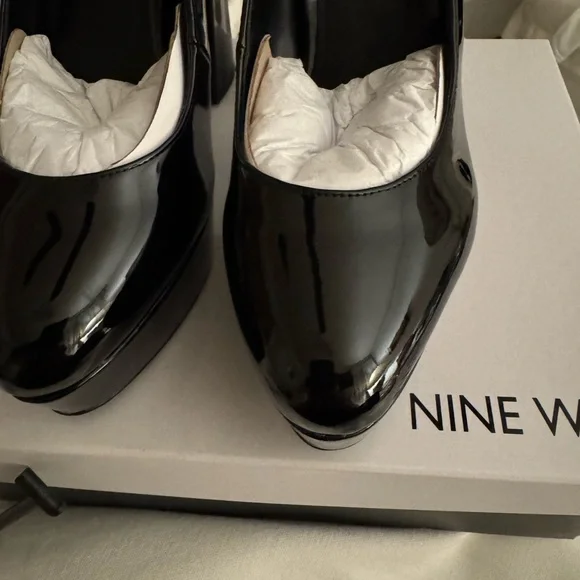 Nine West new in box black patent platform shoes - Picture 2 of 5